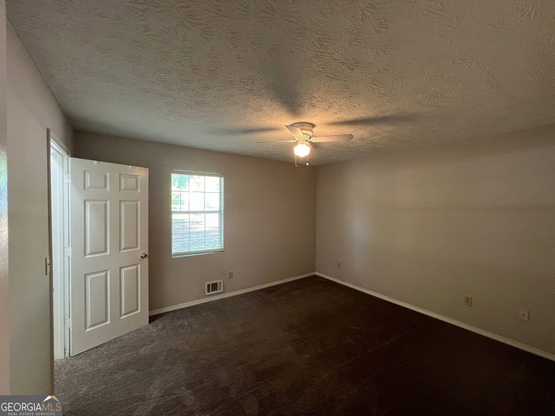 Photo 11 of 2256 Christian Circle