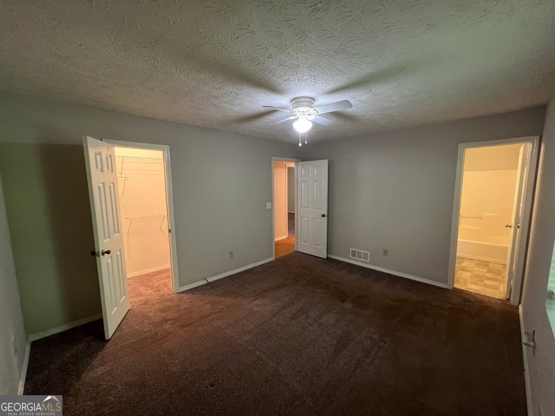 Photo 16 of 2256 Christian Circle