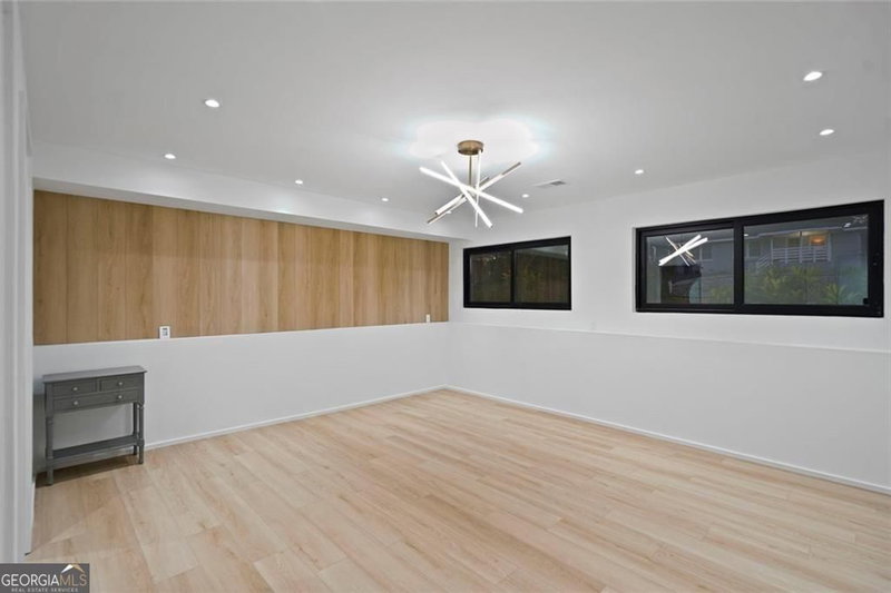 Photo 37 of 1625 Emerald Avenue SW