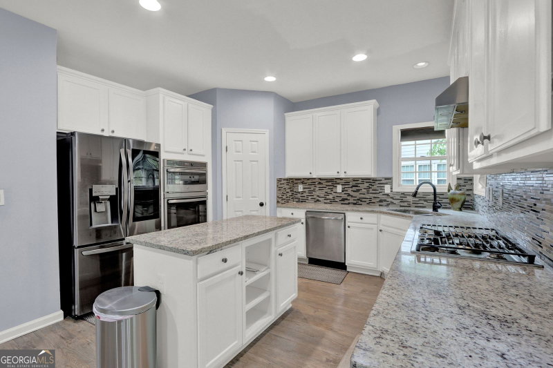 Photo 14 of 2818 Stockbridge Way