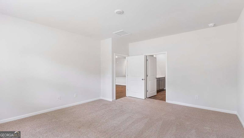 Photo 9 of 5439 Baybrook Circle