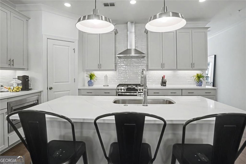 Photo 13 of 425 Olmstead Way