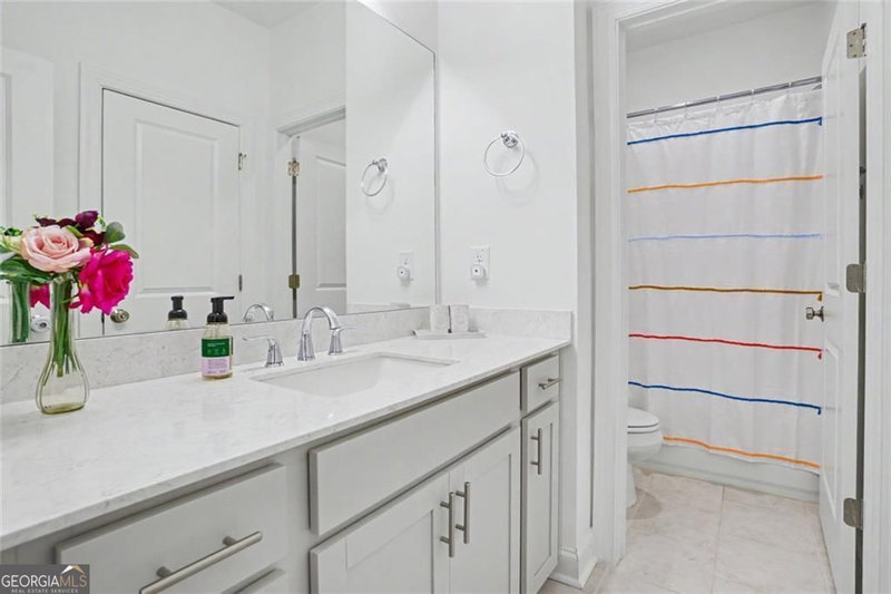 Photo 31 of 425 Olmstead Way