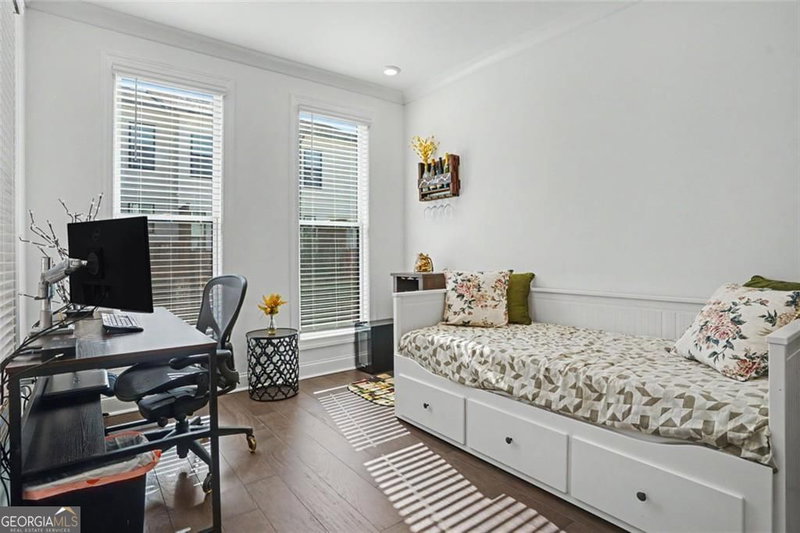 Photo 7 of 425 Olmstead Way