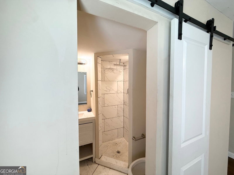 Photo 18 of 1722 Mcclelland Avenue