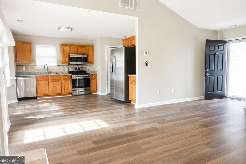 Photo 6 of 140 Tillman Court