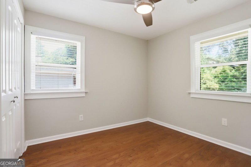 Photo 15 of 3575 Fairburn Place NW