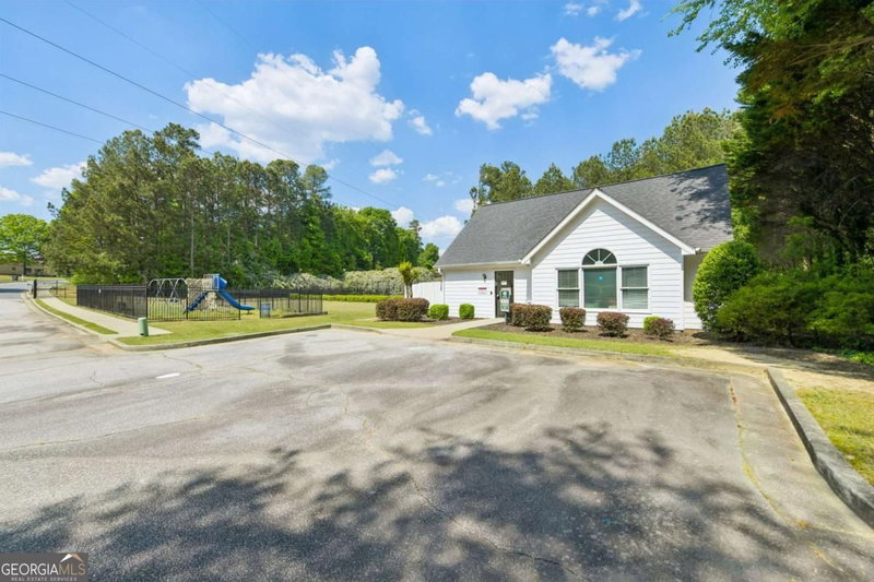 Photo 12 of 441 Crested View Drive