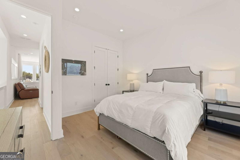 Photo 18 of 10940 Serenbe Lane