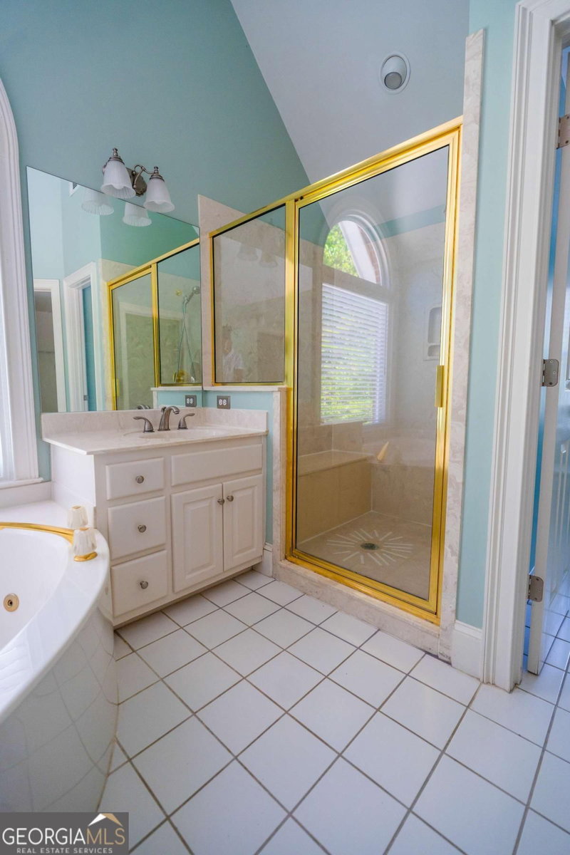 Photo 25 of 1858 De Winton Place
