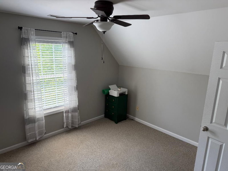 Photo 16 of 121 Saluda Drive
