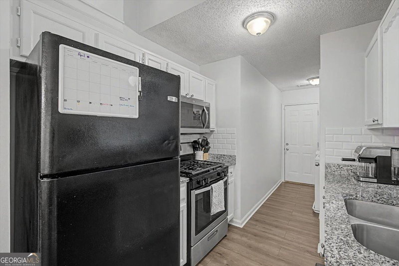 Photo 18 of 94 Villa Rosa Way