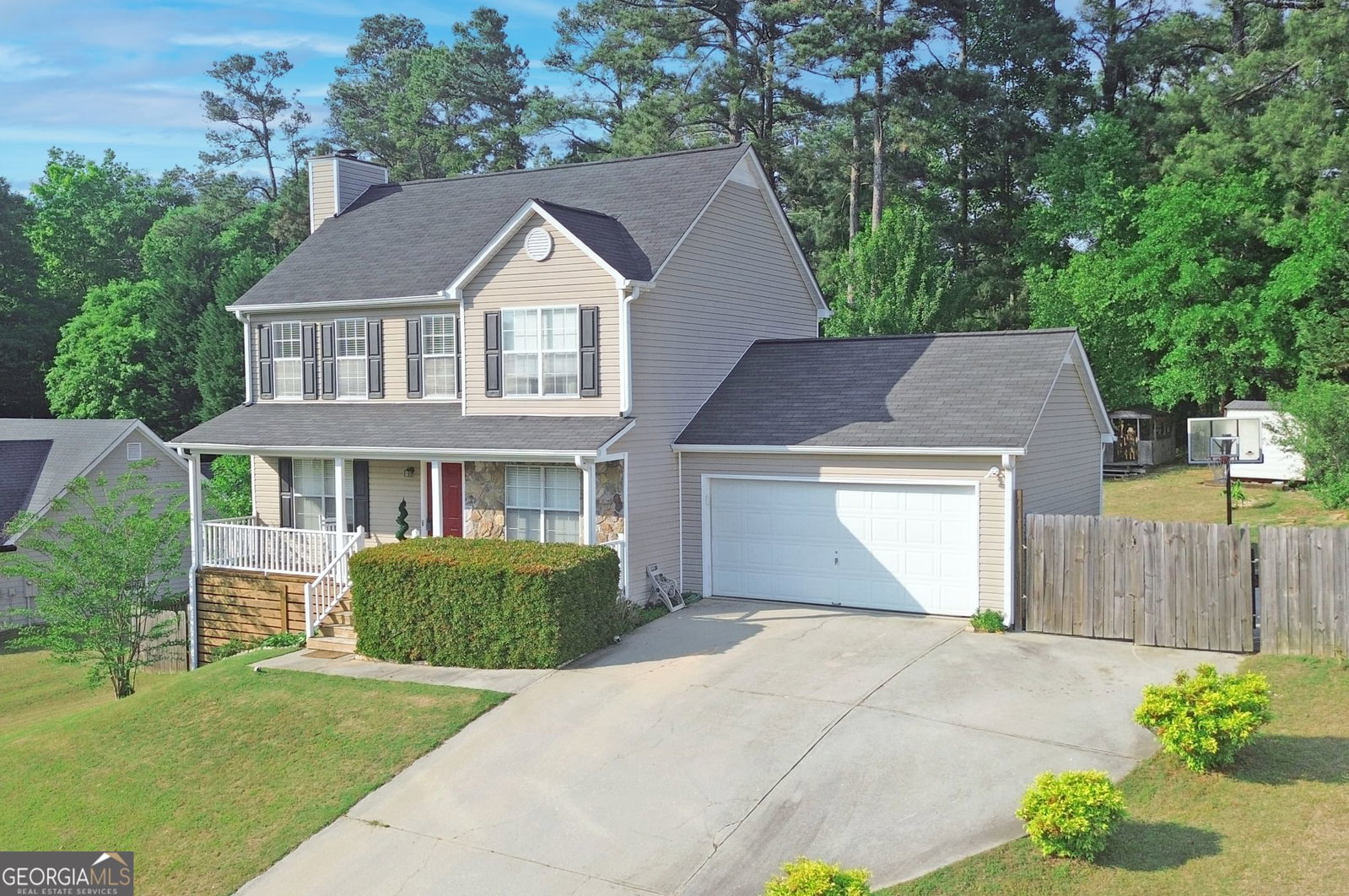 3270 Spincaster Way, Loganville, GA 30052