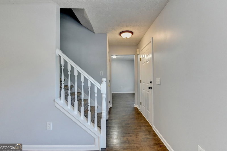 Photo 2 of 3270 Spincaster Way