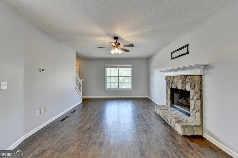 Photo 3 of 3270 Spincaster Way