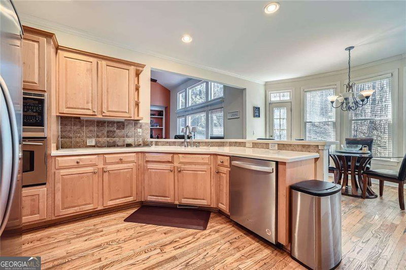 Photo 10 of 5106 Vinings Estates Way SE