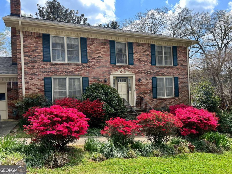 4582 Ridgeland Drive