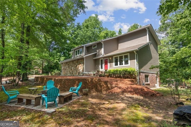 Photo 2 of 5080 Nesbit Ferry Lane