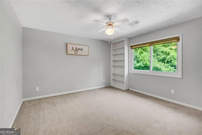 Photo 25 of 5080 Nesbit Ferry Lane