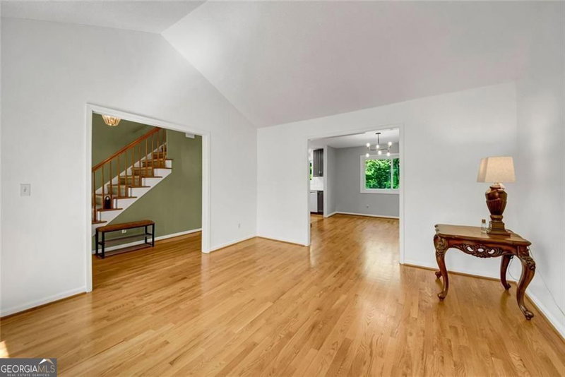 Photo 9 of 5080 Nesbit Ferry Lane