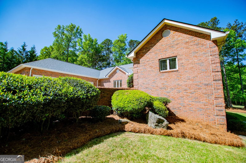 Photo 5 of 7378 N Mitchell Court