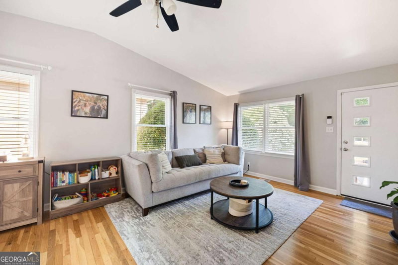 Photo 13 of 1269 Lynwyn Lane SE