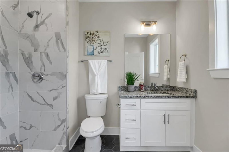 Photo 11 of 721 Fayetteville Road SE #601