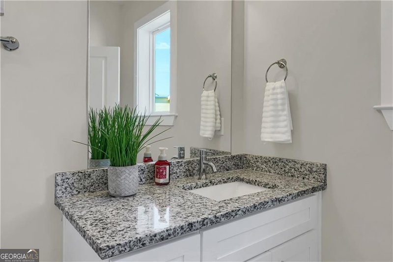 Photo 12 of 721 Fayetteville Road SE #601