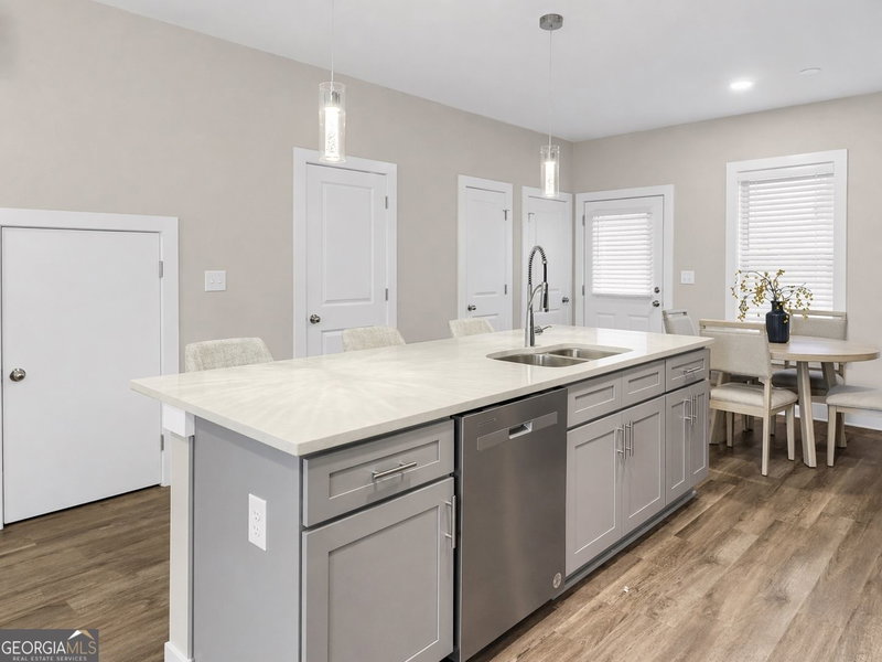 Photo 7 of 721 Fayetteville Road SE #601