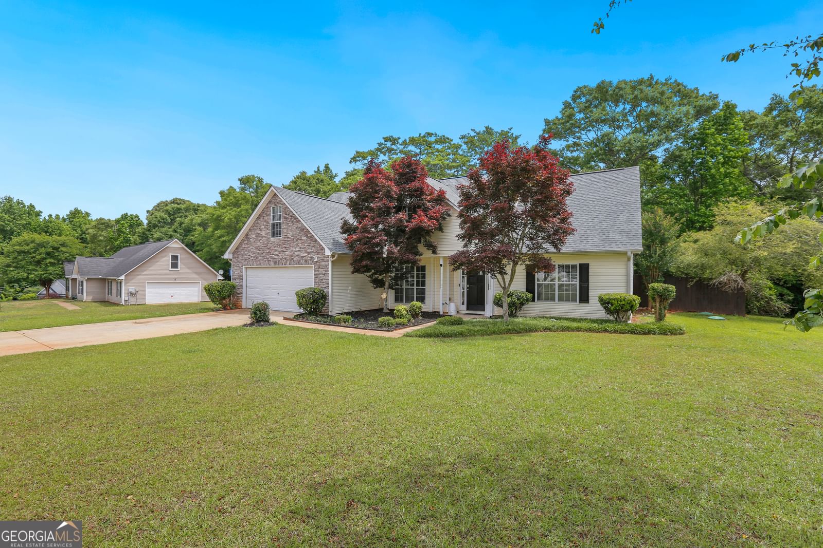 1300 Sunflower Court, Locust Grove, GA 30248