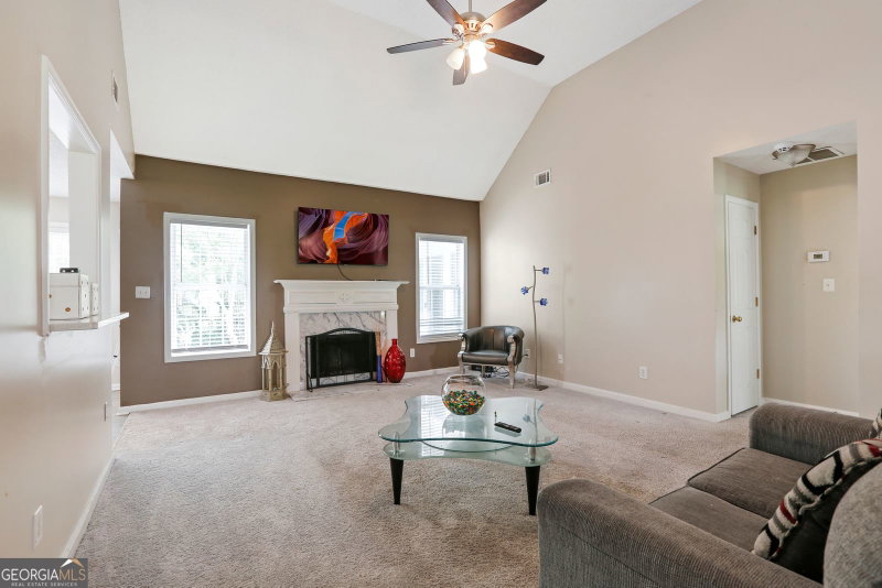 Photo 5 of 1300 Sunflower Court