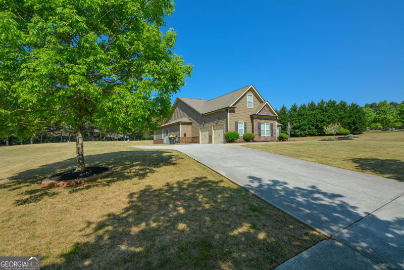 Photo 5 of 125 Haddonstone Drive
