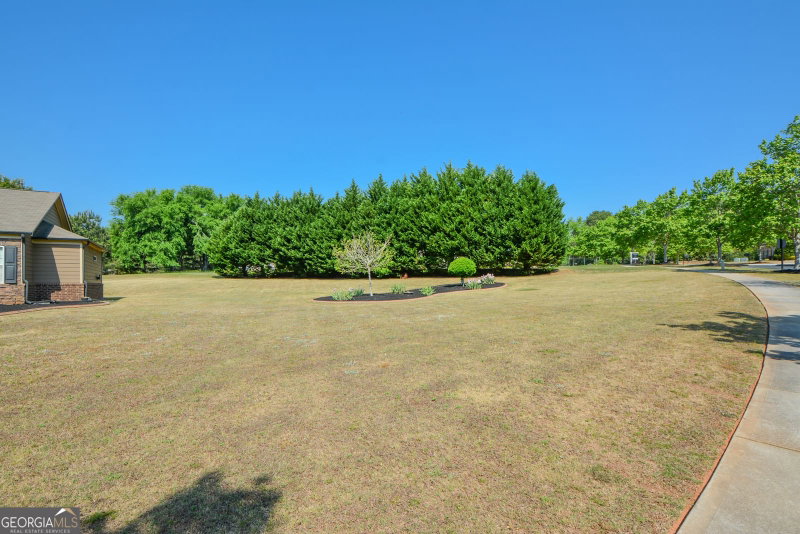 Photo 9 of 125 Haddonstone Drive