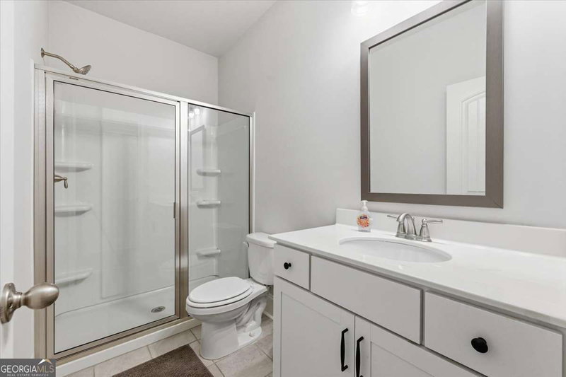 Photo 14 of 880 Garnet Drive