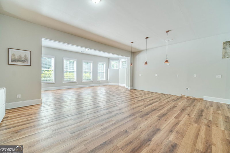 Photo 40 of 2124 Stonegate Way