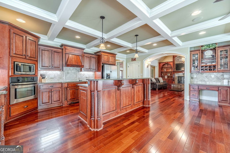 Photo 5 of 2124 Stonegate Way