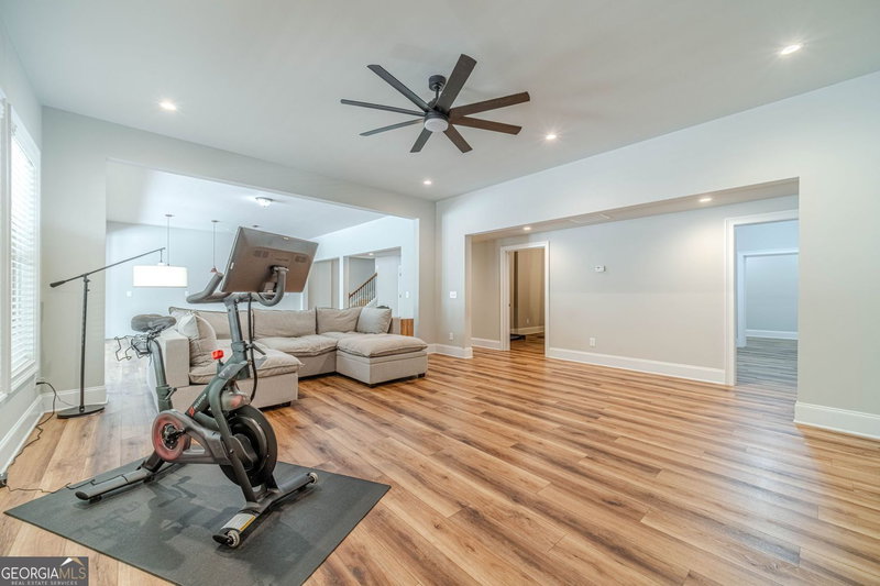 Photo 6 of 2124 Stonegate Way