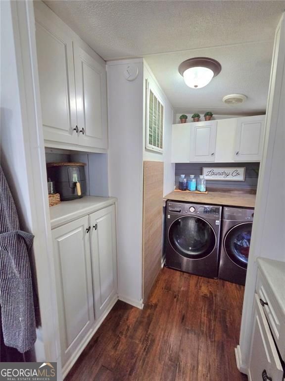 Photo 11 of 4855 Peachtree Drive