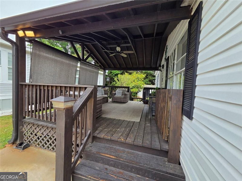 Photo 3 of 4855 Peachtree Drive