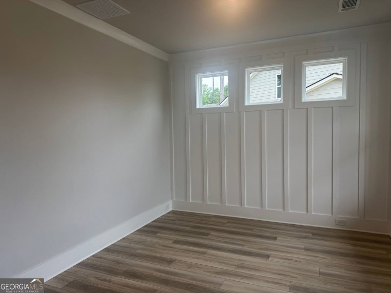 Photo 5 of 122 Rose Lake Court