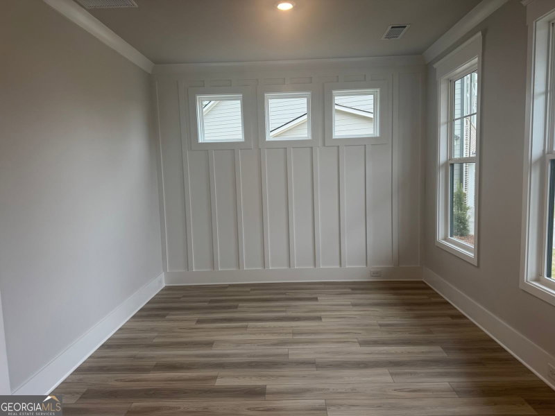 Photo 6 of 122 Rose Lake Court