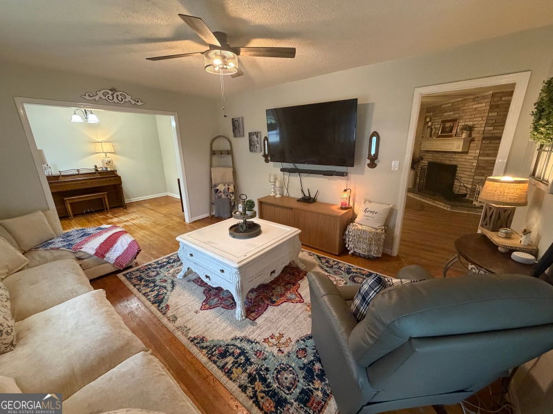 Photo 12 of 410 Ridgecrest Drive