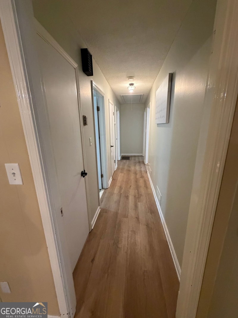 Photo 14 of 410 Ridgecrest Drive