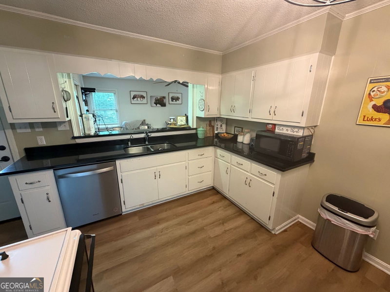 Photo 7 of 410 Ridgecrest Drive