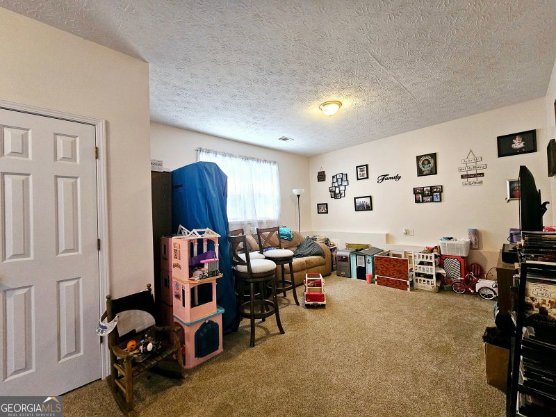 Photo 13 of 252 Emerald Pointe Drive