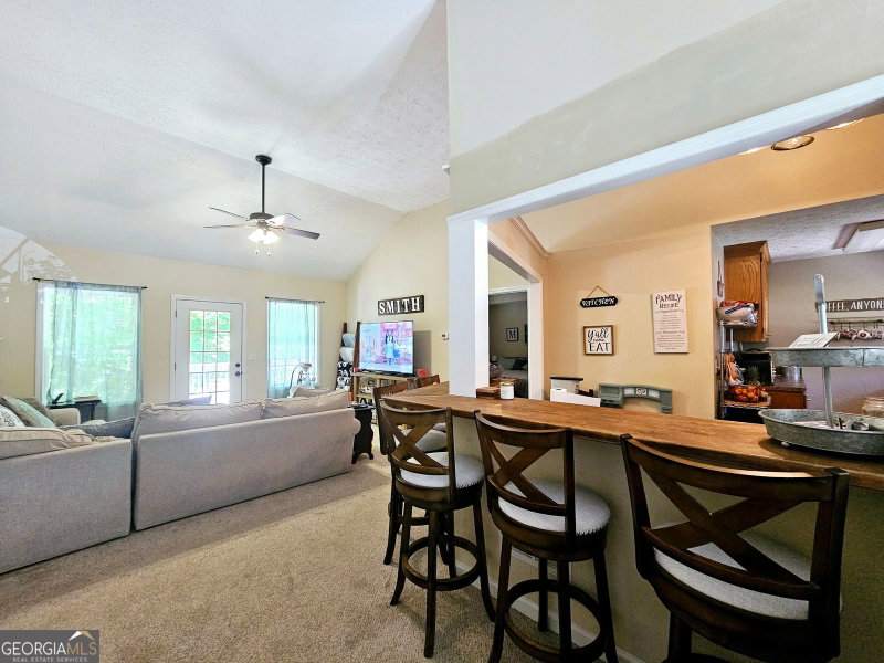 Photo 5 of 252 Emerald Pointe Drive