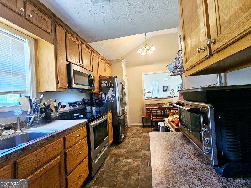 Photo 8 of 252 Emerald Pointe Drive