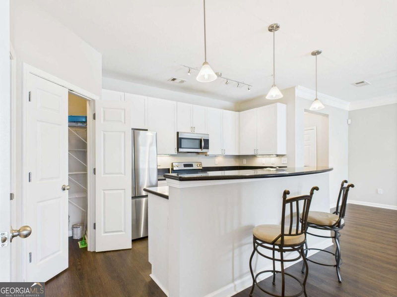 Photo 16 of 400 17th Street NW #2027