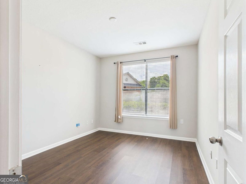 Photo 20 of 400 17th Street NW #2027
