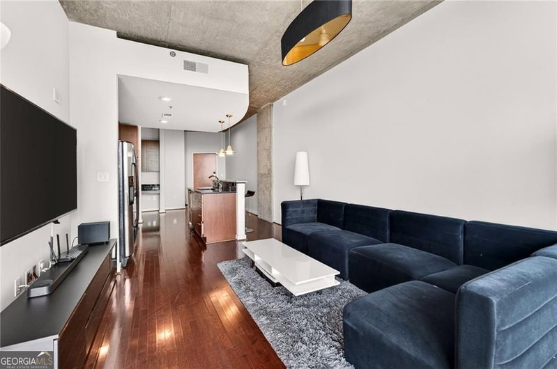 Photo 6 of 361 17th Street NW #2013
